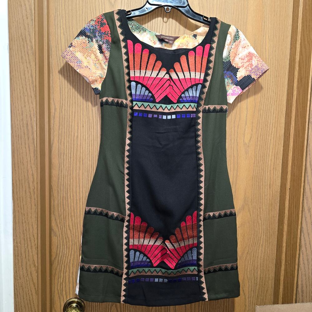 Anthropologie Ranna Gill Fanned Vignette Shift Dress 2P Petite Embroidered Boho